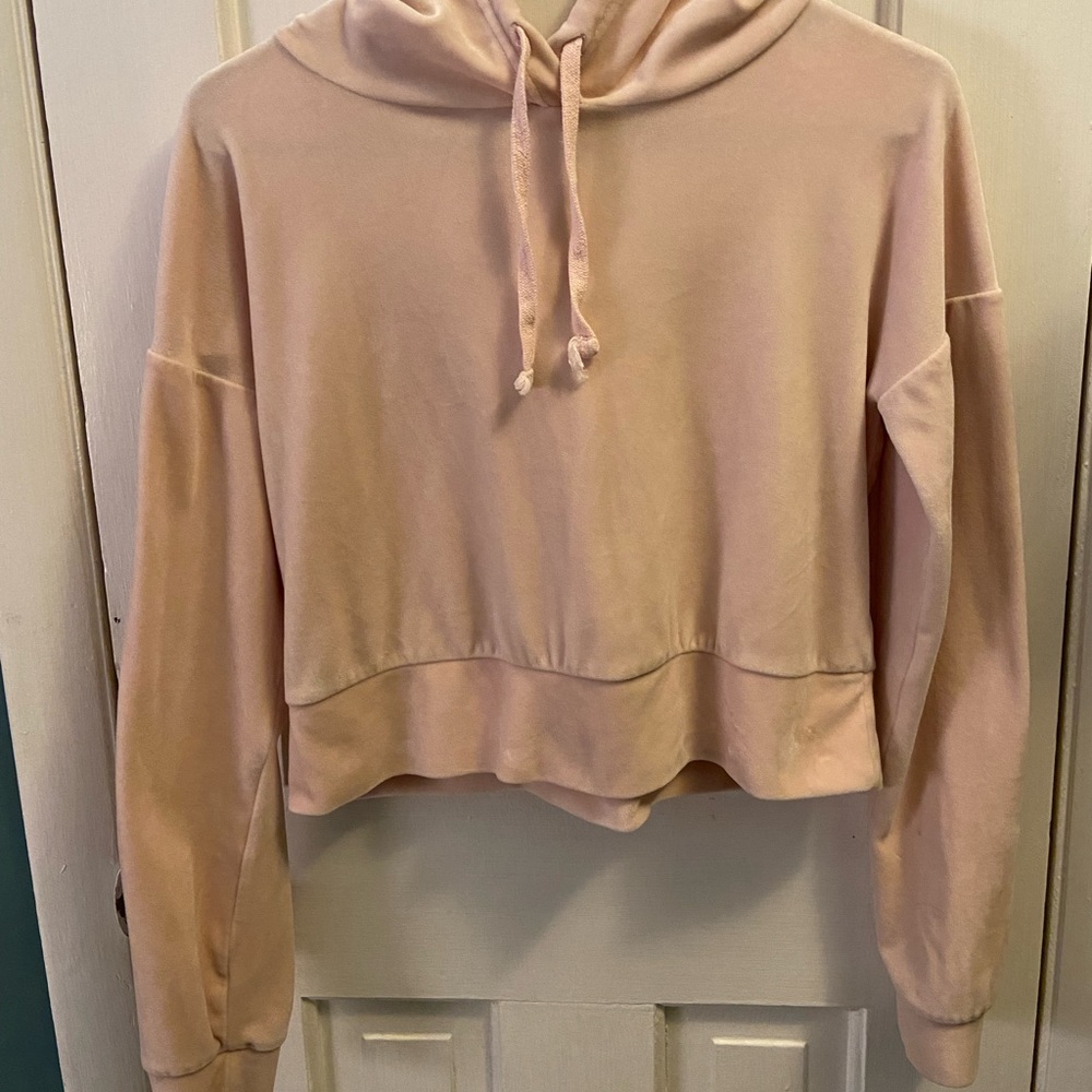 The Lounge Life Soft pale pink cropped hoodie. Size girls L.
